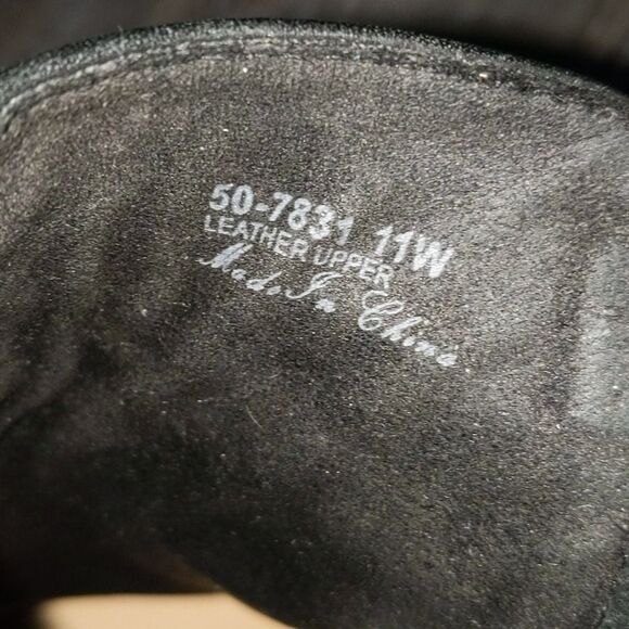 Bella-Vita black peektoe leather heeled shoes - Picture 7 of 7